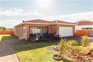 House For Sale in Fairview
