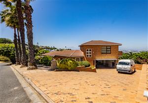 Spacious 3-Bedroom Family Home with Flatlet and Entertainment Area