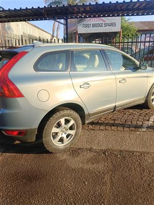 Stripping ALL VOLVO CARS FROM 1998 MODELS TO 2022 MODELS FOR SPARES