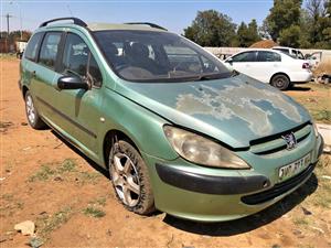 Peugeot 307 stripping for parts