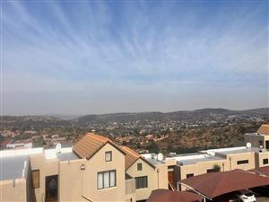 Townhouse For Sale in Winchester Hills