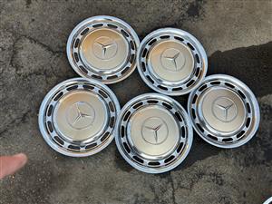 Mercedes Hubcaps OE original 14" 