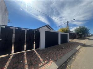 2 Bedroom House for sale in Randburg