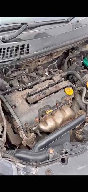 OPEL CORSA D ENGINE CODE A14XER. GOOD SECOND HAND.