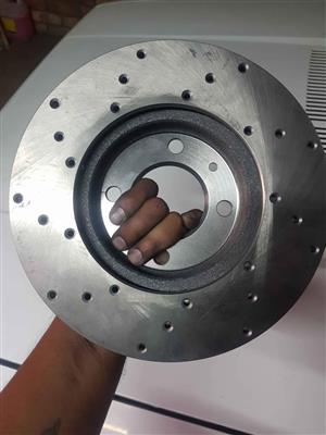 Crossed drilled disc for vw mk3