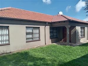 House For Sale in Witpoortjie