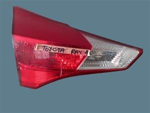 TOYOTA RAV 4 RIGHT REAR TAIL LIGHT 2013-2018