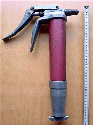 Macnaught  flexigun K16. 