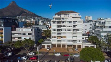 Apartment For Sale in Sea Point