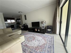 Apartment For Sale in Kyalami Hills