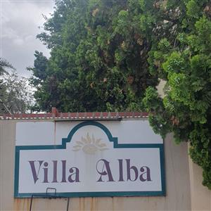 Apartment For Sale in Die Hoewes