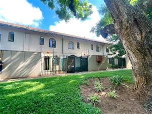 Townhouse For Sale in Rietfontein