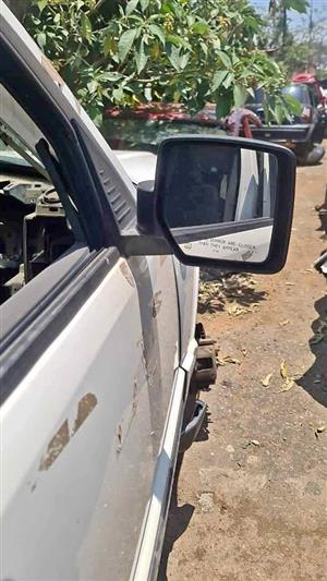 Jeep Limited Right font door mirror