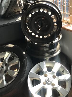 Nissan tida mags rims and steel rims