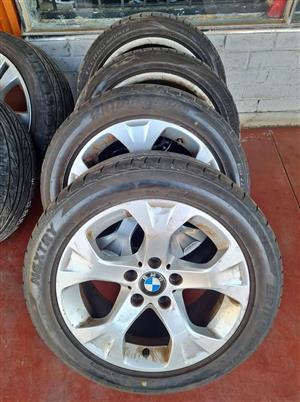 Bmw x1 original alloy mags size 17 tyres 225/50/17