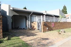 3-Bedroom Home in Mulbarton - Perfect Location