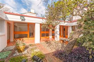 House For Sale in Waterkloof