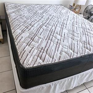 Restonic bed set