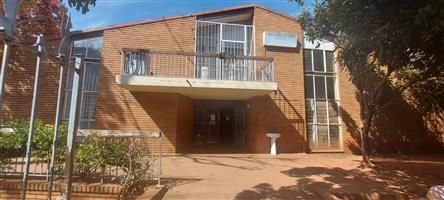 Single & double rooms for rent from pm in Observatory