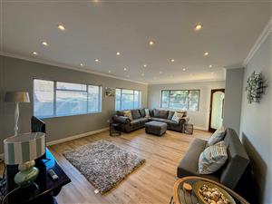 Immaculate Family Home with Partial Sea Views in Stunning Agulhas