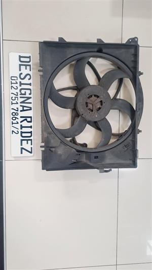 BMW E87 N52 RADIATOR FAN+FAN HOUSING 