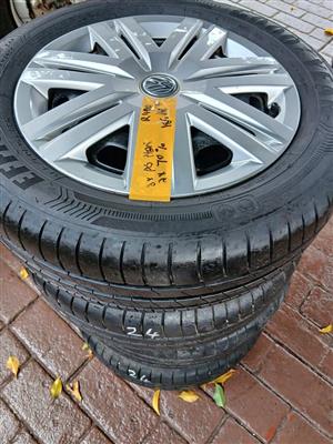 4x Polo Hubs and Rims With Tyres