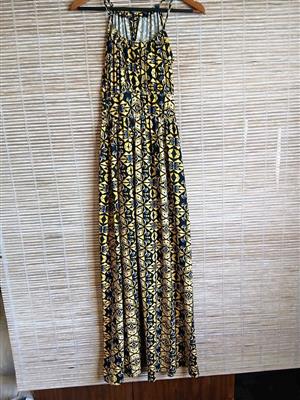 LADIES DRESSES XSMALL - LARGE