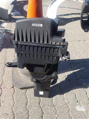 HYUNDAI I20  PETROL AIR BOX HYUNDAI I20  PETROL AIR BOX