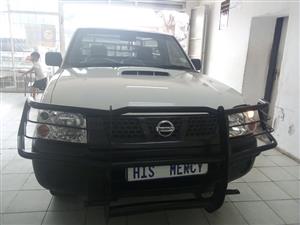 2019 NISSAN NP300 2.5 MANUAL