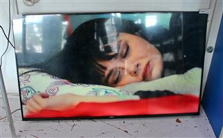 HISENSE 55INCH SMART TV WITH REMOTE S065081A