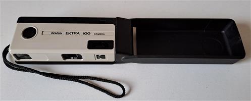 Kodak ELECTRA 100 Film Camera. Collectable. In good working Condition..