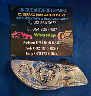 Hyundai Elantra J6 Right Headlight