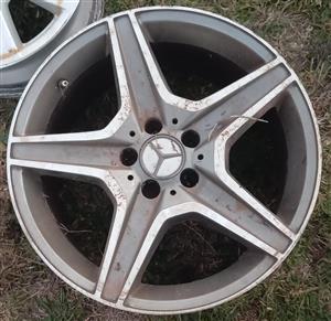 MERCEDES-BENZ C63 AMG (W204)18-INCH RIM (2008-2015)