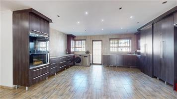 Spacious 4-Bedroom Family Home with Pool & Entertainment Area in Sought-After Parkrand Enclave