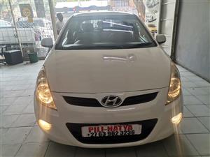 2011 HYUNDAI I20 1.6 MANUAL