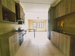 Modern and safe 2 bedroom Apartment for sale in Moregloed, Pretoria