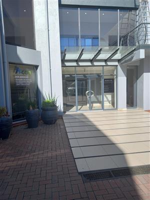 PRIME OFFICE SPACE TO LET NEXT TO KYALAMI RACE TRACK!