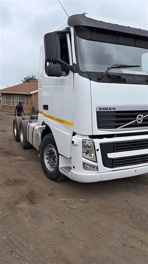 2014 - VOLVO FH 440 Double Axle Truck now on sale  |  Have PTO | Cash Deal