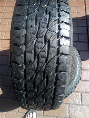 2xBridgestone Dueler AT tyres 225/65/17 85%