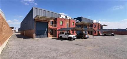 Prime Industrial Facility in the Prestigious N4 Gateway Park