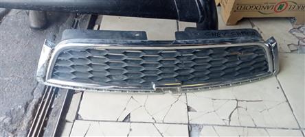 Chevrolet captiva grill available for sale 