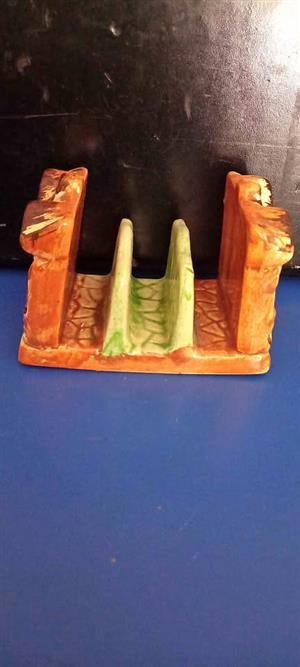 Pretty little toast rack