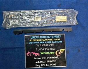 Audi Q5 Front Headlight Slider Bracket