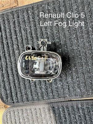 Renault Clio 5 Left Fog Light