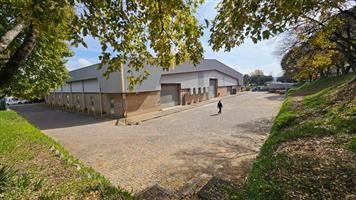 859sqm Warehouse to lease in a Prime Business Park in Halfway House Midrand