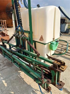 Boom sprayer,33m,with height hydraulic adjustment ,new pump, 100% working
