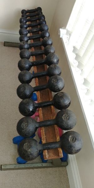 Weight Lifter Barbell Set Up To 12kg - 14 Weights