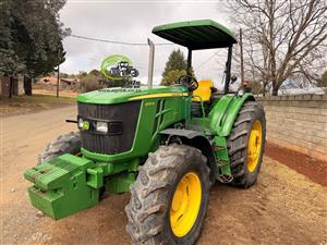 2022 John Deere 6120B