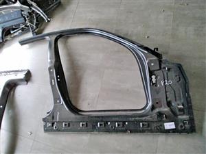 Bmw f30 right side panel and post
