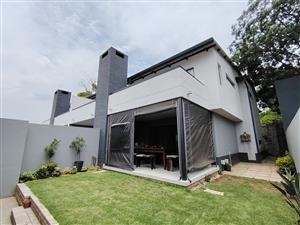 Sleek Secure Stylish Modern Move-in ready......Yours